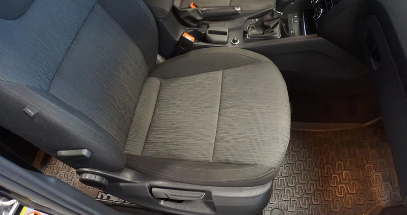Skoda Octavia cena 72900 przebieg: 118283, rok produkcji 2018 z Wolin małe 667